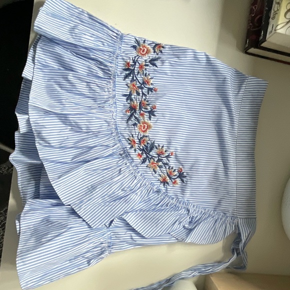 Socialite - Wrap Skirt - Picture 3 of 4